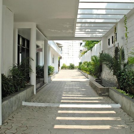 Arpanaa Hotel Tiruvannāmalai Buitenkant foto