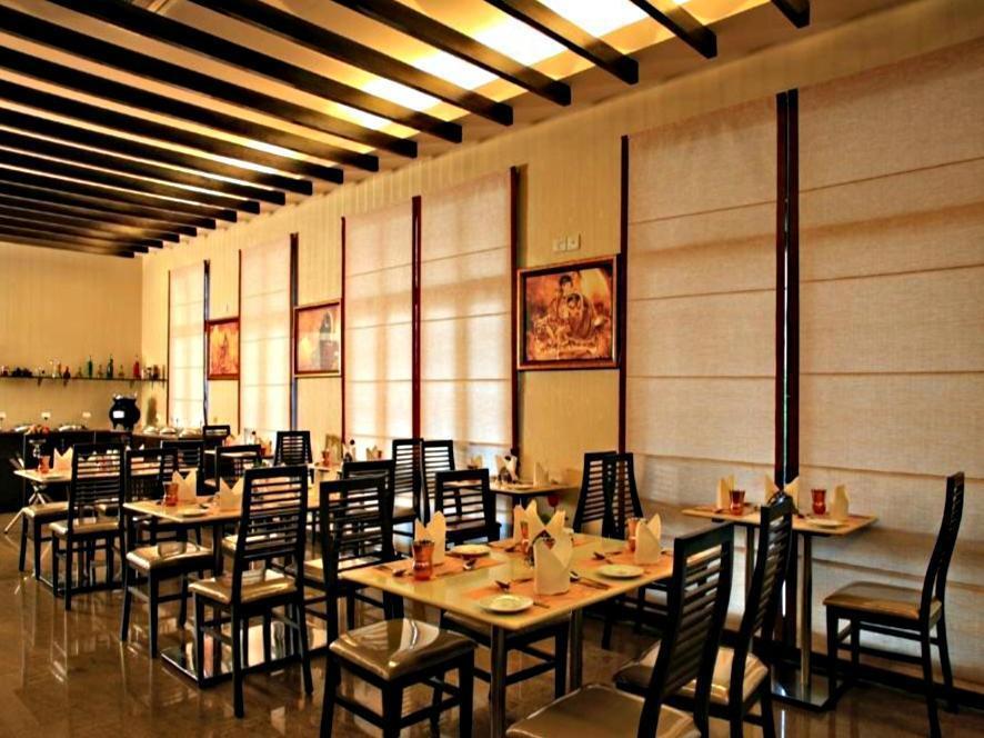 Arpanaa Hotel Tiruvannāmalai Buitenkant foto