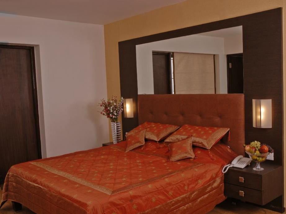 Arpanaa Hotel Tiruvannāmalai Buitenkant foto