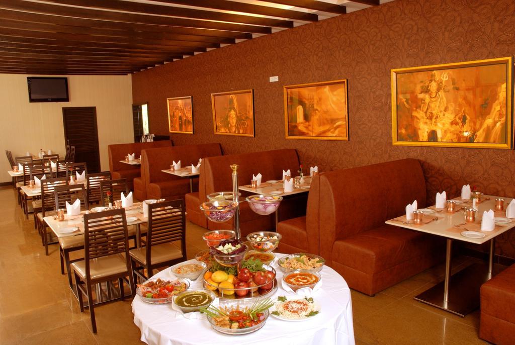Arpanaa Hotel Tiruvannāmalai Buitenkant foto