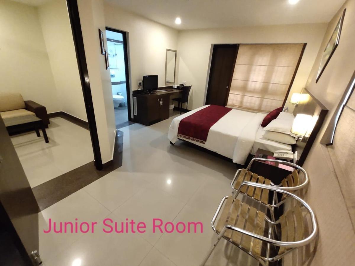 Arpanaa Hotel Tiruvannāmalai Buitenkant foto