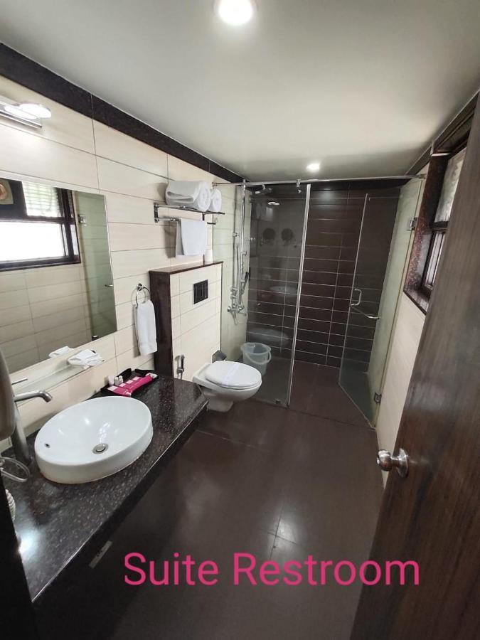 Arpanaa Hotel Tiruvannāmalai Buitenkant foto